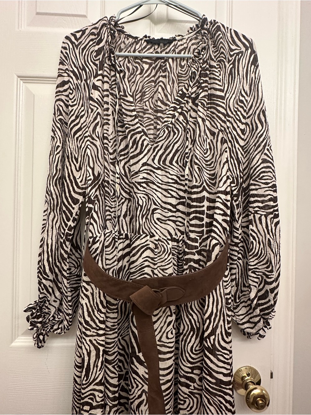Zara ANIMAL PRINT BELTED DRESS
ZEBRA